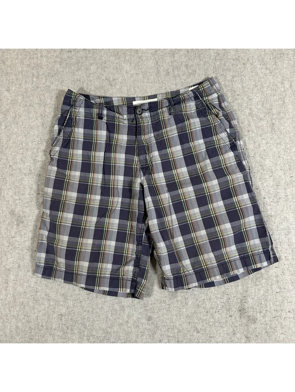 VINTAGE OLD NAVY PLAID CHINO SHORTS 32 Y2K